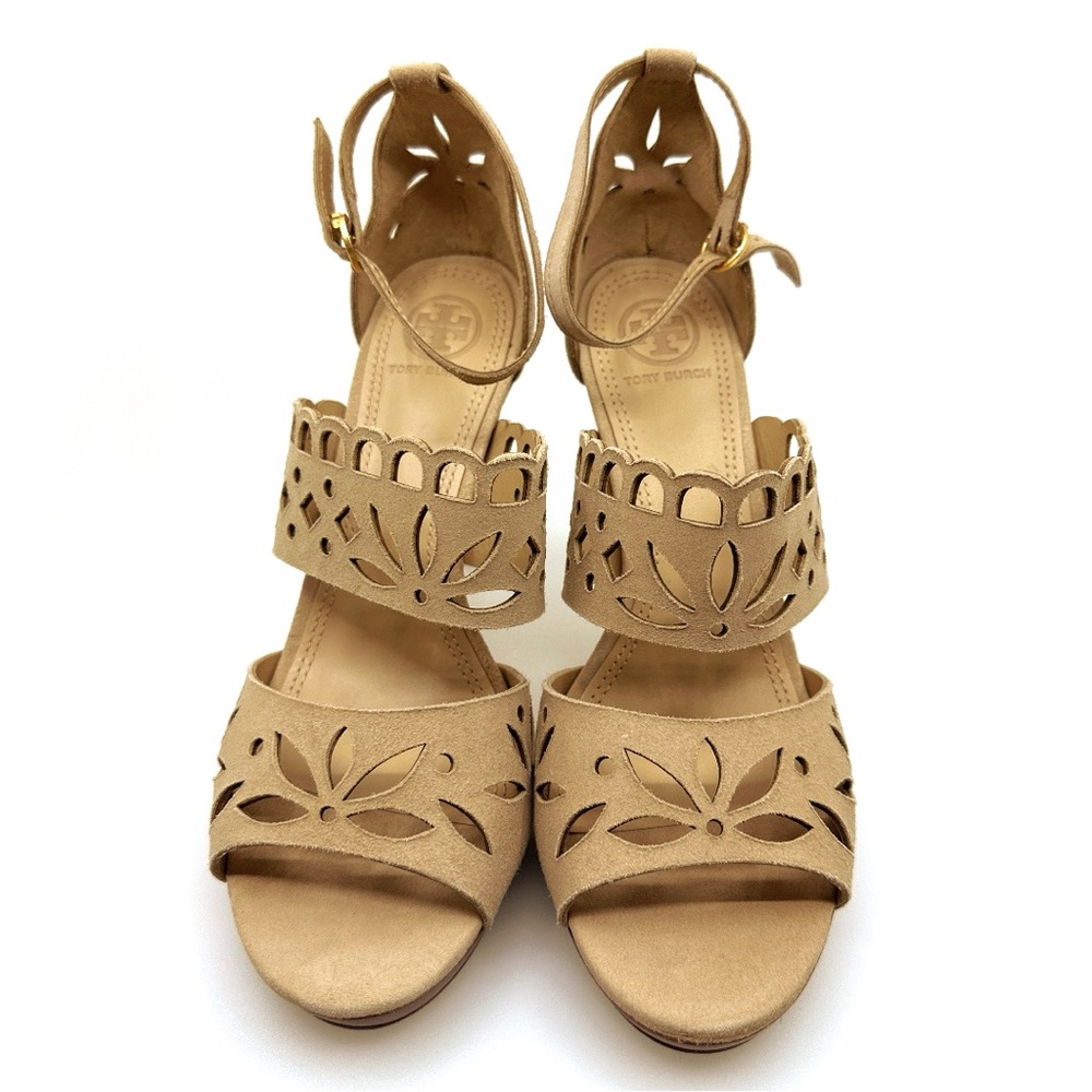NWOB Tory Burch May 105mm Tan Laser-Cut Heels - Desert Blush Size 7.5 w/dust bag - Picture 3 of 7